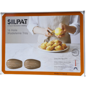 Silpat 16 Hole Madeleine Tray